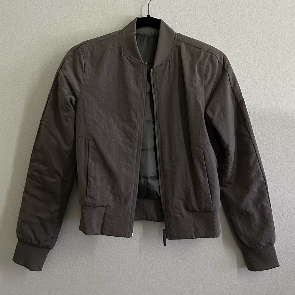 Lululemon Nonstop Bomber Rover 2 - Picture 2 of 11